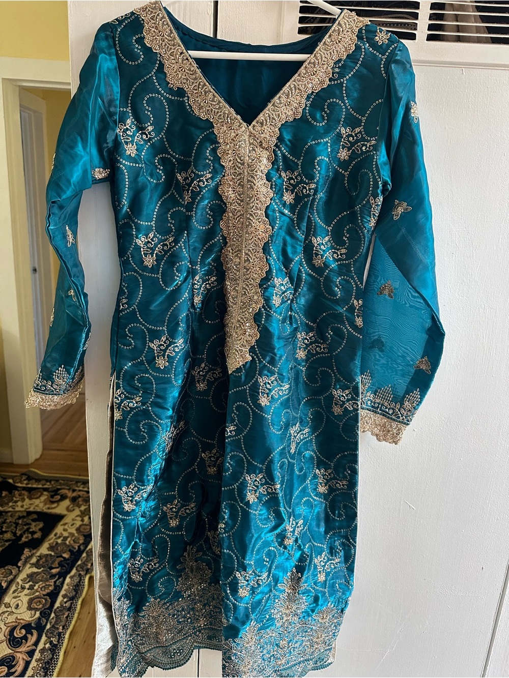 Pakistani Teal Embellished suit